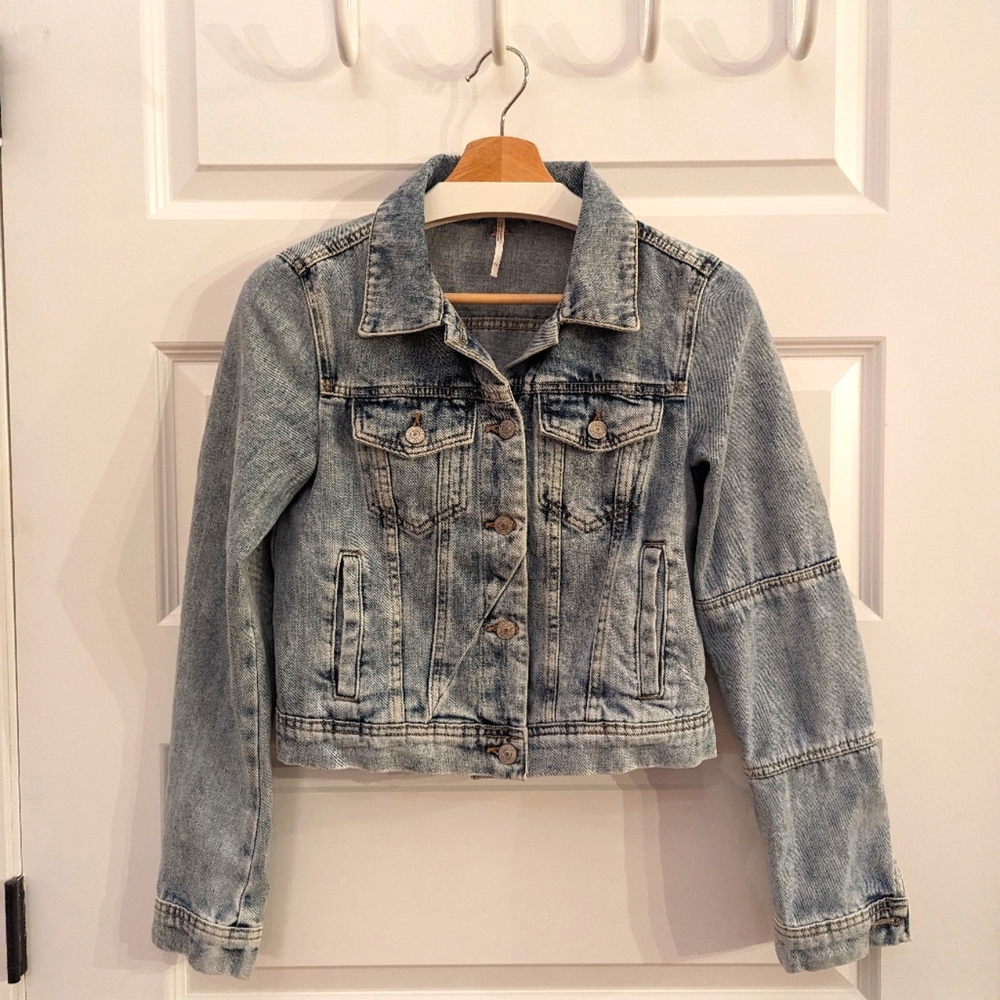 Free People Cropped Denim Jacket-XS